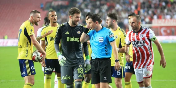 FENERBAHÇE – SAMSUNSPOR MAÇININ İLK 11’LERİ BELLİ OLDU