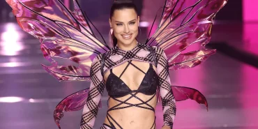 a4cebf9bf415-gettyimages-2178623272